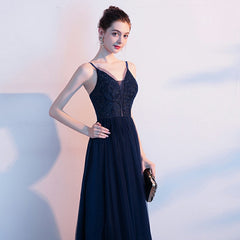 The Ryona Navy Blue Sleeveless Gown