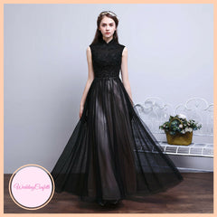 The Rosemary Mandarin Collar Cheongsam Ombre Black Lace Gown