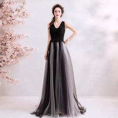 The Cornelia Black Lace Sleeveless Ombre Dress