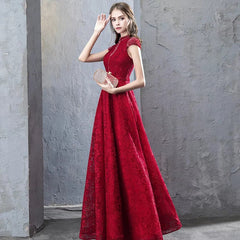 The Taylor Red High Collar Short Sleeve Gown