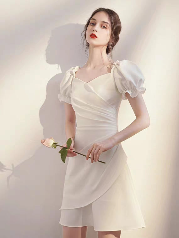 The Rhys Short Puffed Sleeves Dress