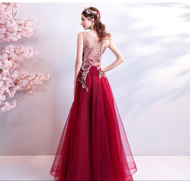 The Raureni Red Sleeveless Gown
