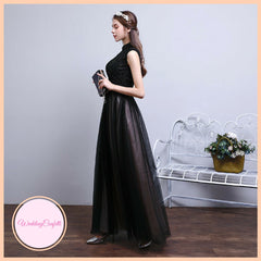 The Rosemary Mandarin Collar Cheongsam Ombre Black Lace Gown