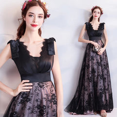 The Helena Sleeveless Black Gown