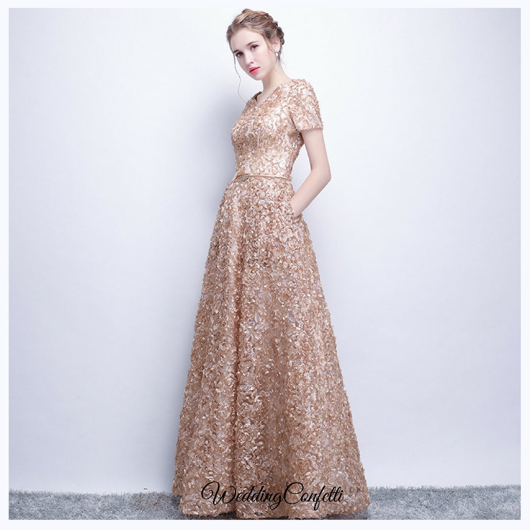 The Rikka Gold Short Sleeve Gown