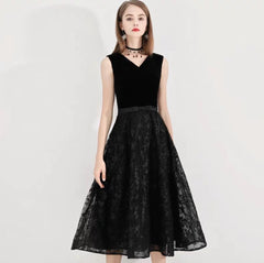 The Ixara Sleeveless White/Black Lace Gown