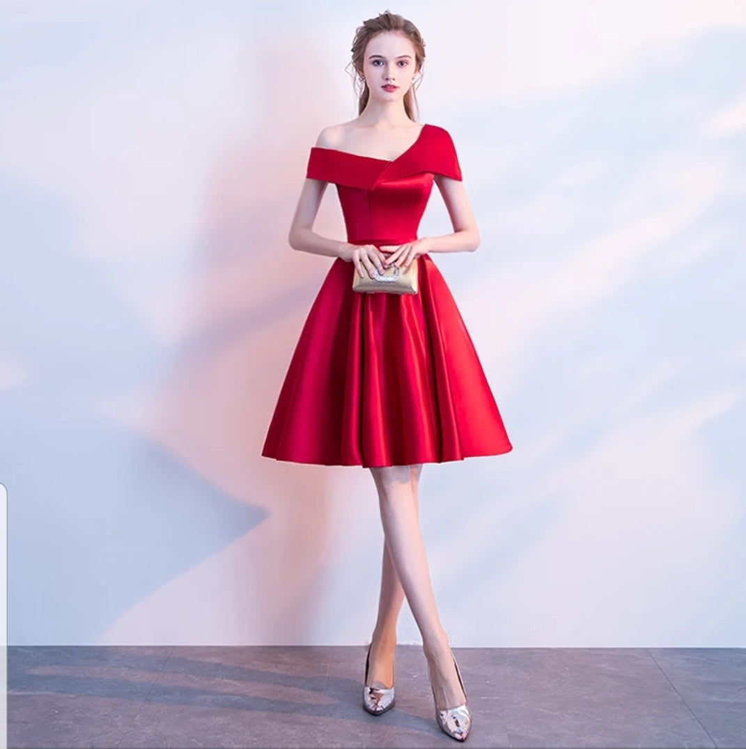 The Thalia Off Shoulder Dress (Available in 3 colours)