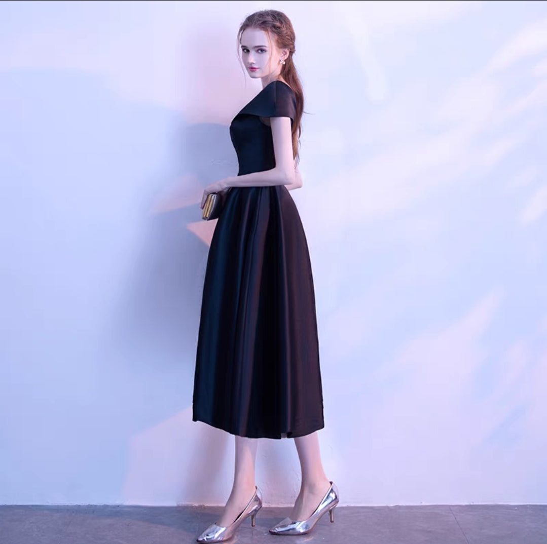 The Thalia Off Shoulder Dress (Available in 3 colours)