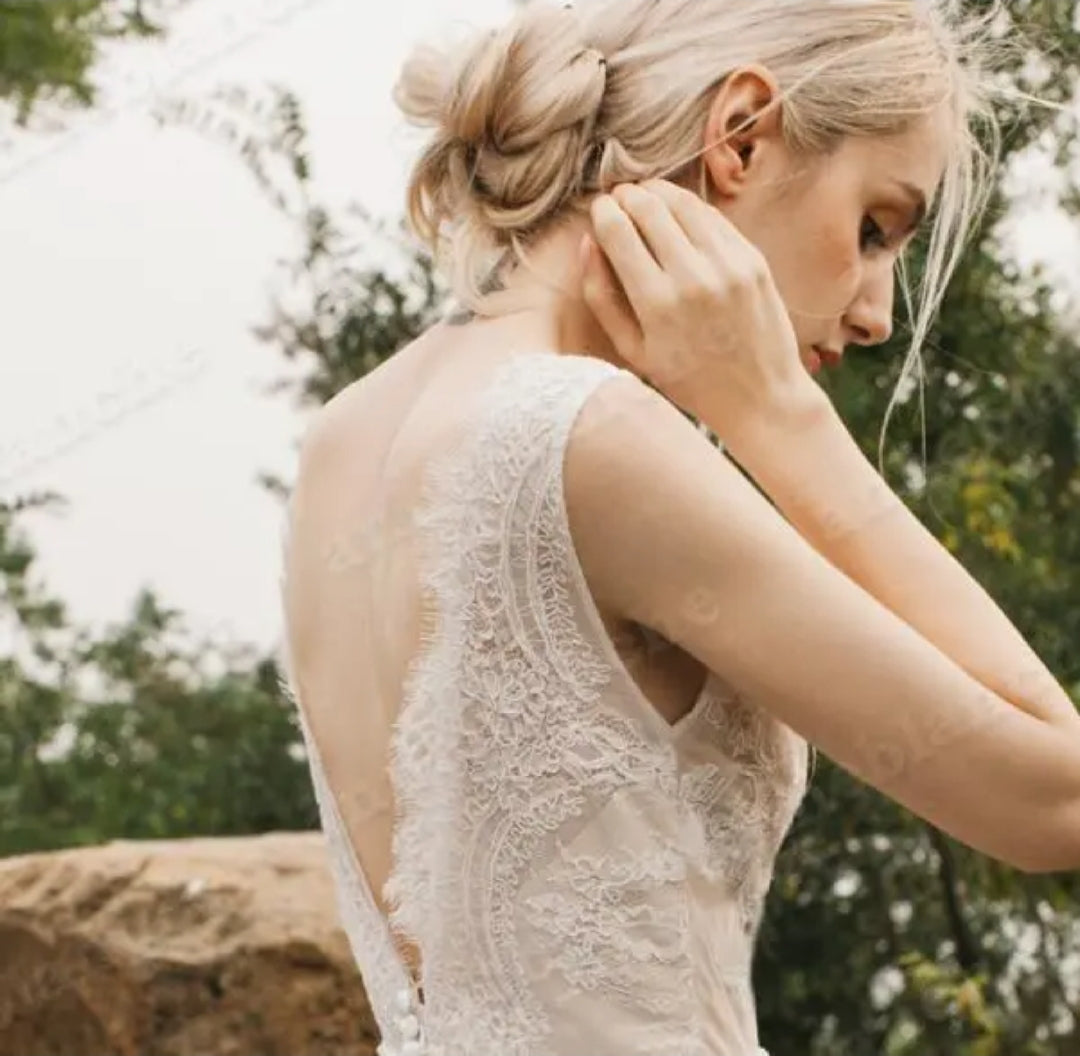 The Reyale Bohemian Wedding Sleeveless Gown