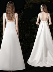 The Latelle Wedding Bridal Sleeveless Gown