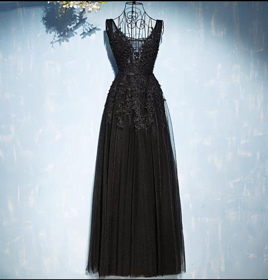 The Serena Tulle Sleeveless Gown