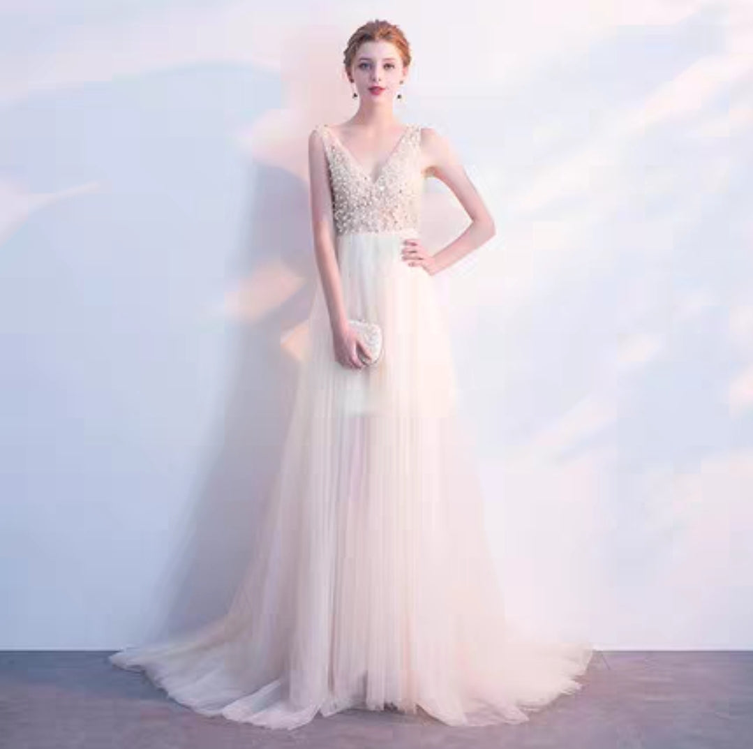 The Sophiare Champagne Glittery Sleeveless Cocktail Dress (Available in 2 Lengths)