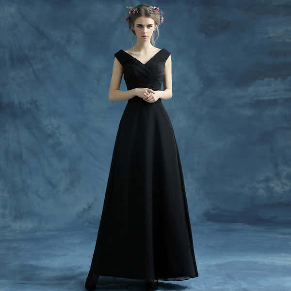 The Lakisha Black Off Shoulder Gown