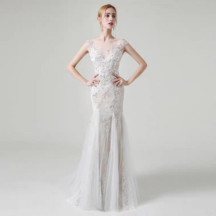 The Lorende Wedding Bridal Sleeveless Gown