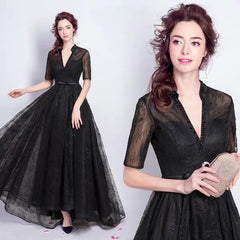 The Lerynn Short Sleeve Black Gown