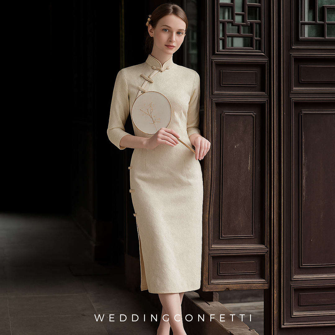 The Silhoue Long Sleeves Cheongsam Gown
