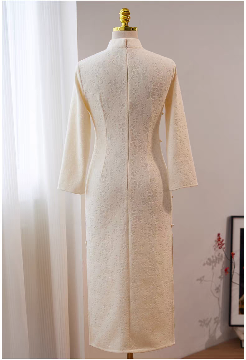 The Blanca Long Sleeves Cheongsam Gown