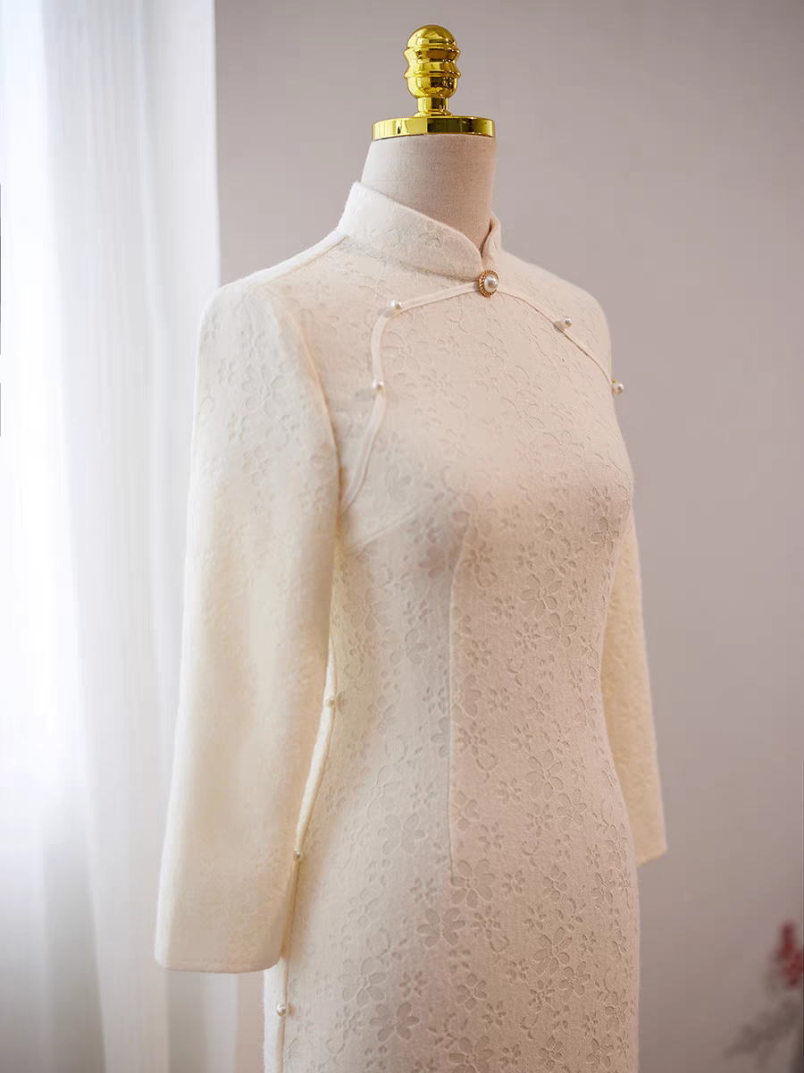 The Blanca Long Sleeves Cheongsam Gown