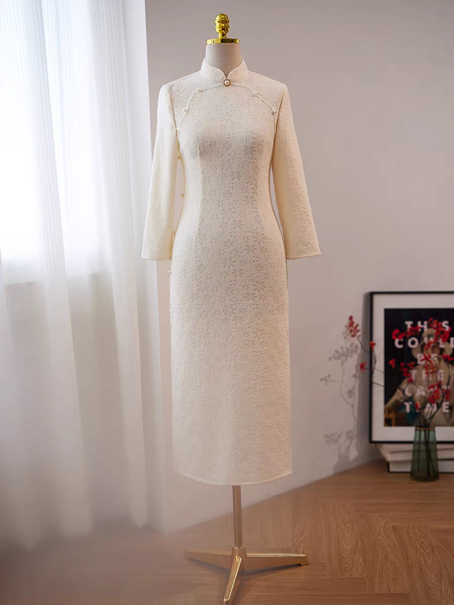 The Blanca Long Sleeves Cheongsam Gown