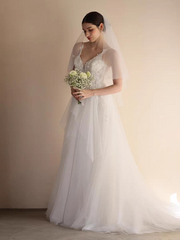 The Freyja Wedding Bridal Heart Shape Sleeveless Gown